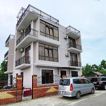 Mite Hotel Чакви Экстерьер фото
